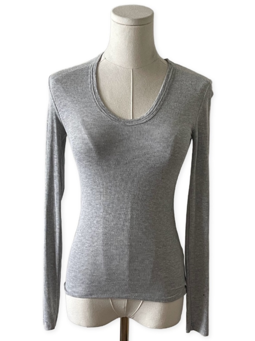 perfectwhitetee Robyn Ribbed U-Neck Long Sleeve Tee T119 Heather Grey XS
